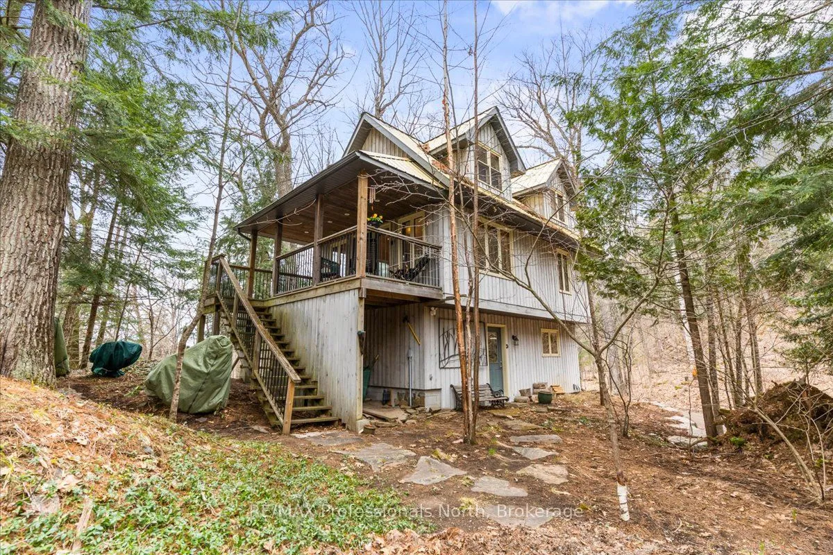 1032 PARALLEL FALLS Lane, ON K0M 2K0