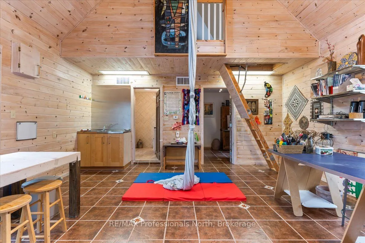 1032 PARALLEL FALLS Lane, ON K0M 2K0