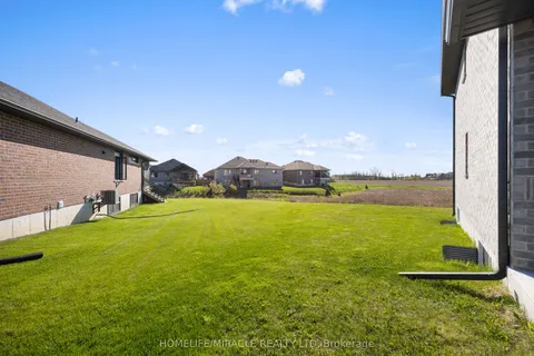 15 Mavety Court, ON K8N 0R6