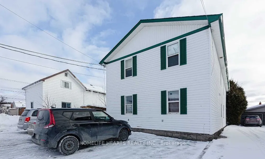 339 Queen Street, ON P3B 2K3