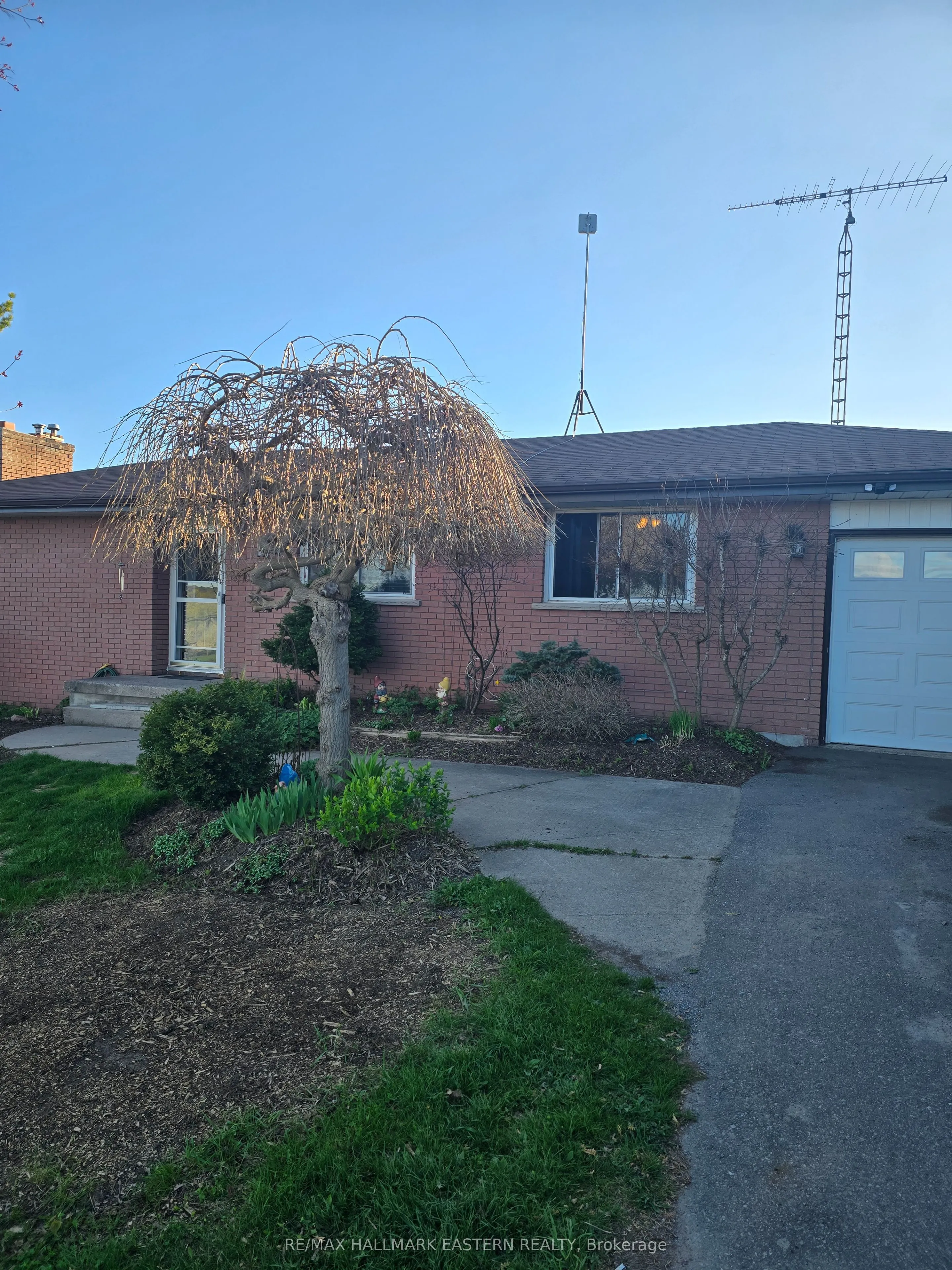 352 Peregrine Road, ON K9J 6X2