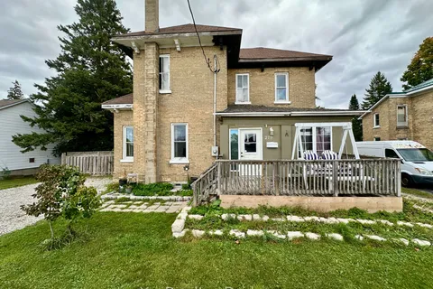 279 1st Ave Avenue, ON N0G 1L0