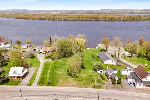 3211 Main Street, ON K0A 3K0