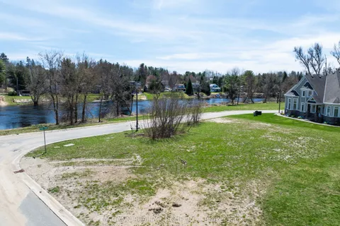 30&32&34 Kent Crescent, ON P1L 0B7