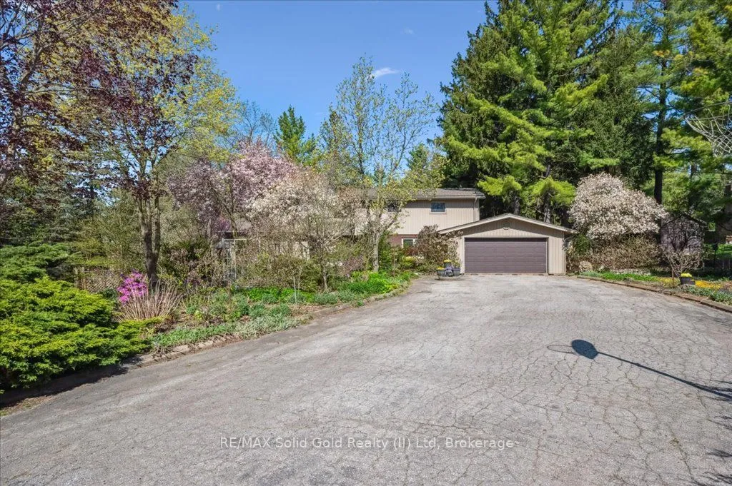 111 Grandview Drive, ON N0B 1N0