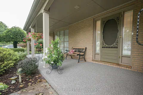 41 Parkwood Drive, ON N4G 2B7