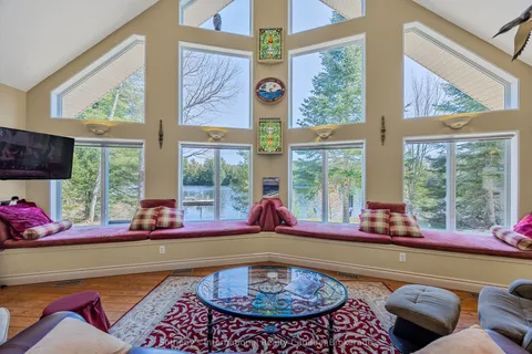 9 Pauls Bay Road, ON P2A 2W7