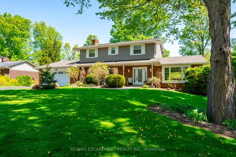 13 Wildan Drive, ON L8N 2Z7