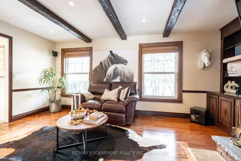 13 Wildan Drive, ON L8N 2Z7