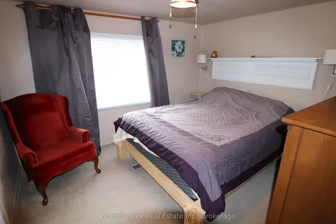 6 Turnbull's Grove Road, ON N0M 1N0