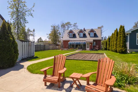 185 Huron Road, ON N2Z 2X3