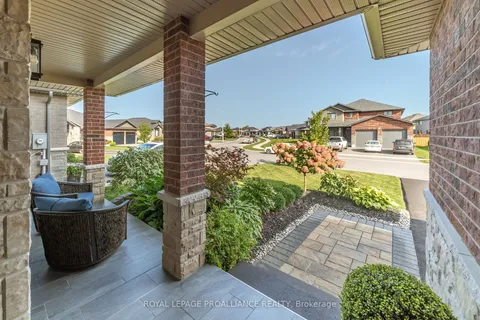 73 Hummingbird Drive, ON K8N 0H2