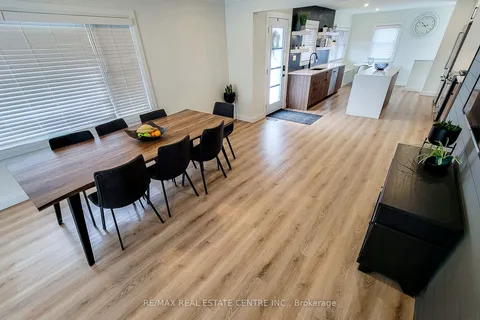 38 Stewart Street, ON L3M 3M8