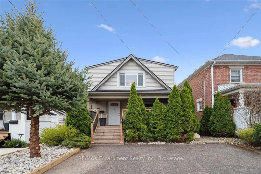 152 York Street, ON L2R 6E7