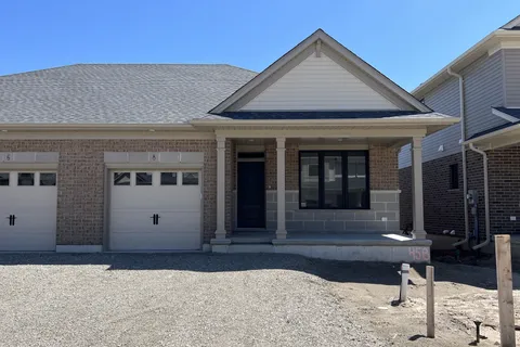 8 Hemlock Crescent, ON N5H 0B9