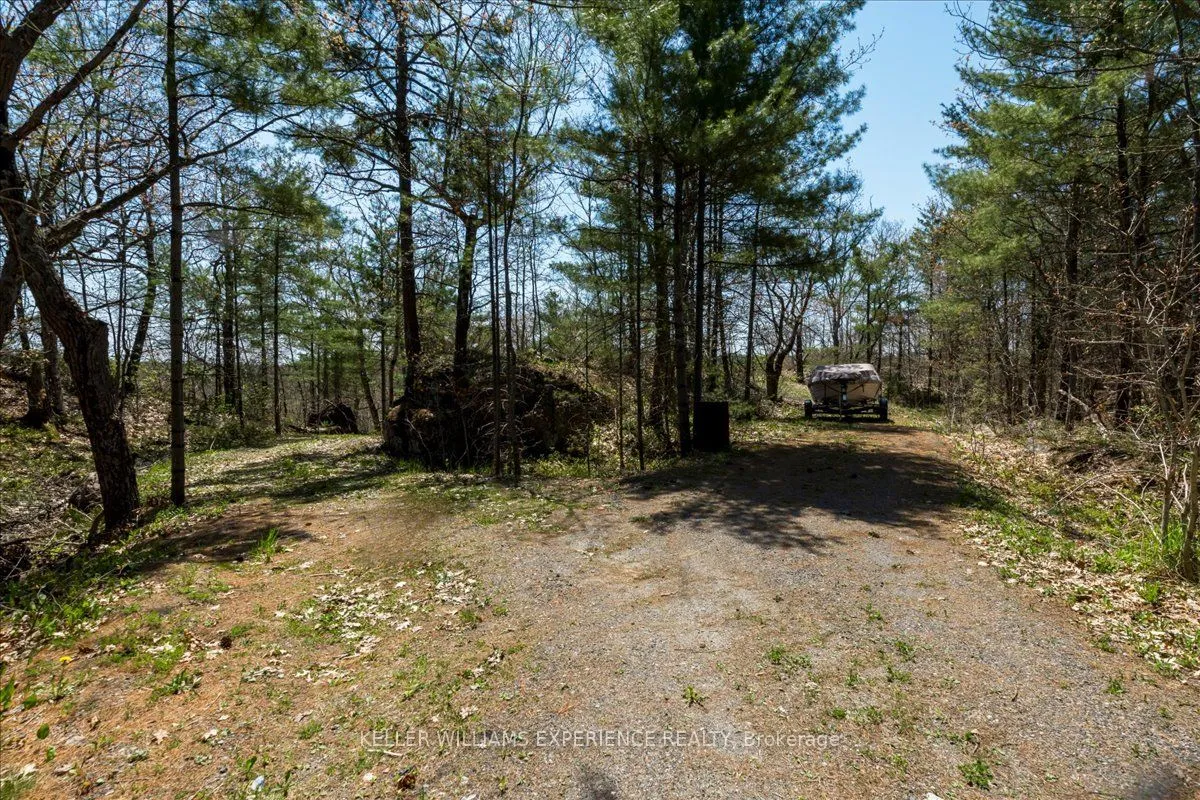 1075 Heintzman Gate, ON P0E 1N0