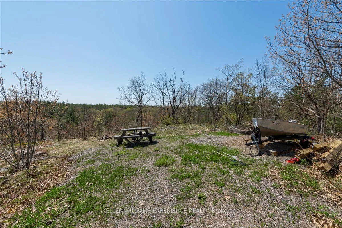 1075 Heintzman Gate, ON P0E 1N0