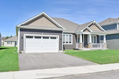 35 Dyer Crescent, ON P1L 0N4