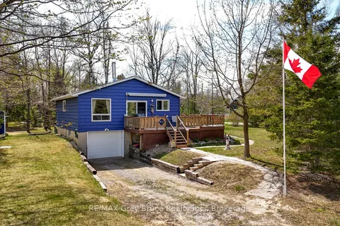 136 Maple Drive, ON N0H 1Z0
