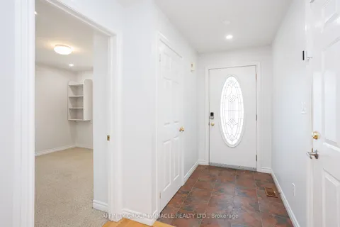 4 Champlain Boulevard, ON K9V 0H9