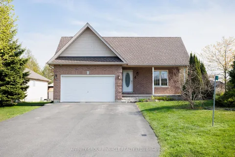 4 Champlain Boulevard, ON K9V 0H9