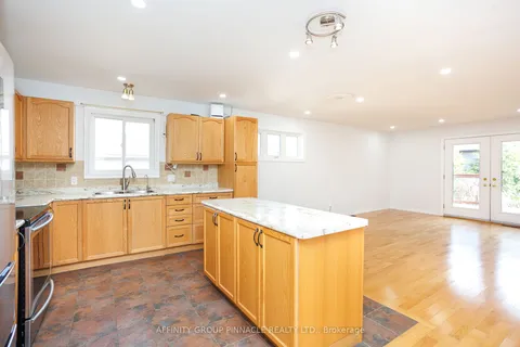 4 Champlain Boulevard, ON K9V 0H9