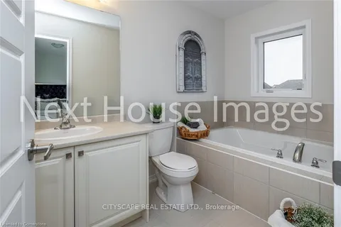 8317 Mulberry Drive, ON L2H 3S9