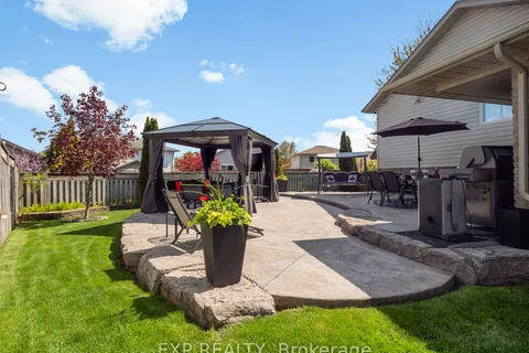 7090 Julie Drive, ON L2H 3L4