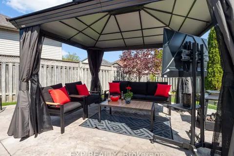 7090 Julie Drive, ON L2H 3L4
