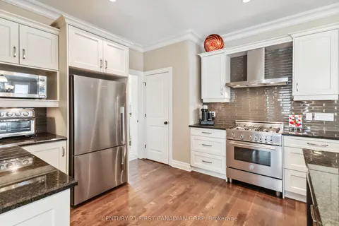 217 Delacourt Road, ON N6G 0H3