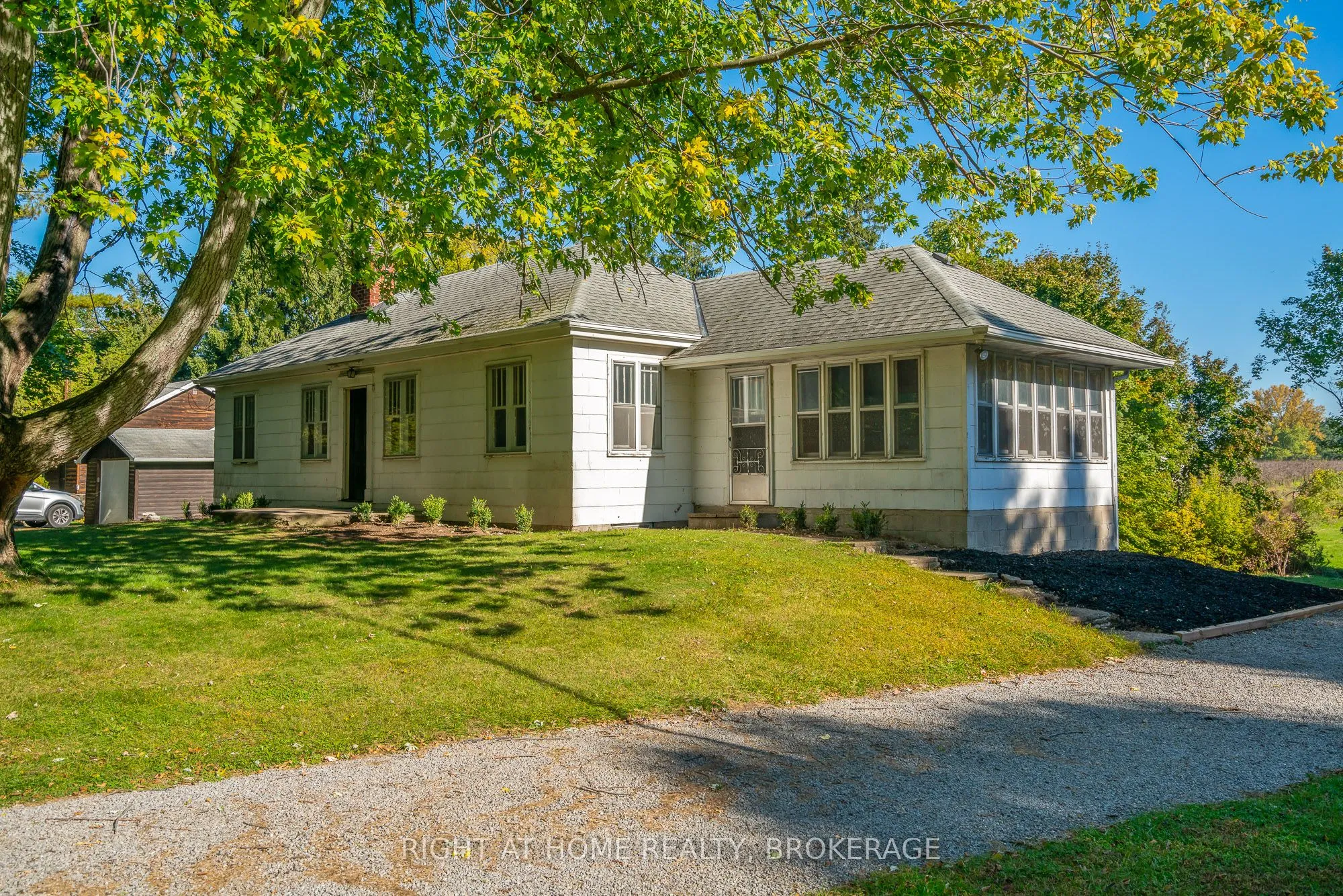 1353 MCNAB Road, ON L0S 1J0
