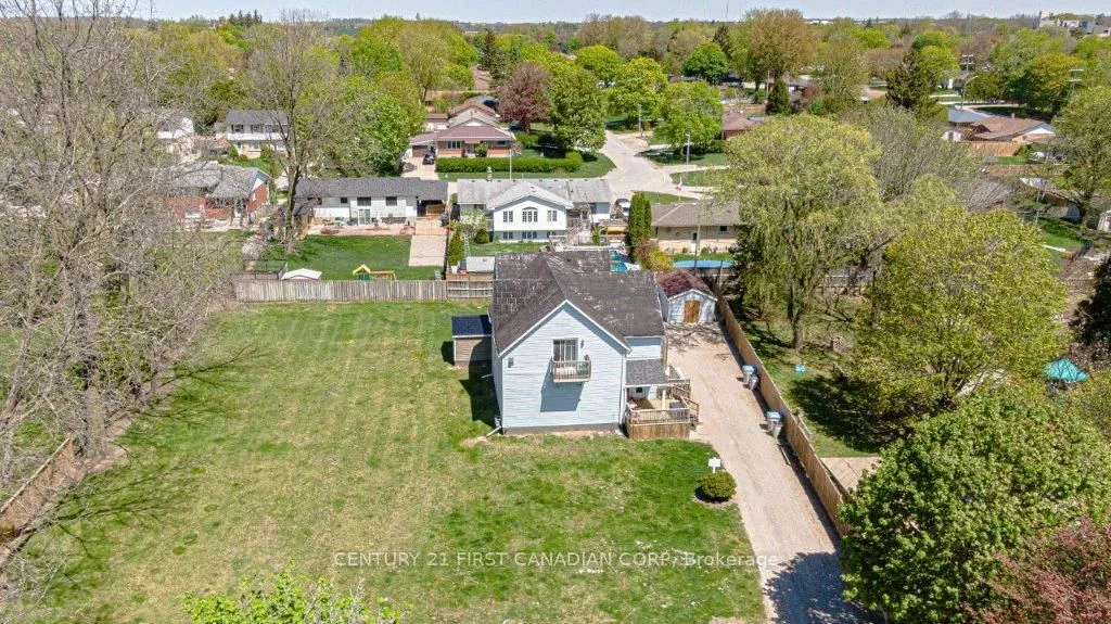 431 Albert Street, ON N7G 1W8