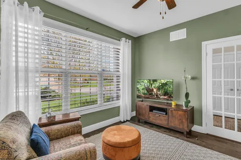 16 Homestead Lane, ON P1H 2N8