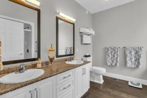 16 Homestead Lane, ON P1H 2N8