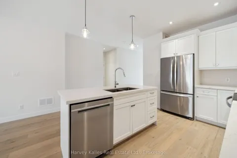 9 Cascade Lane, ON P1H 1Y3