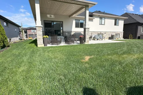 1343 Clearwater Avenue, ON N8P 0E9