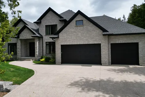 158 Upper Lorne Beach Road, ON N0G 2T0