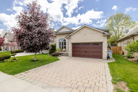 60 Bridle Path, ON N7G 4K3