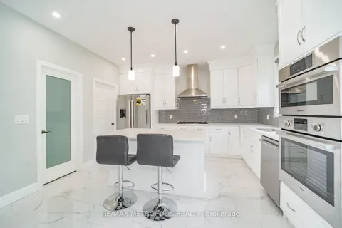 531 Masters Drive, ON N4T 0L2