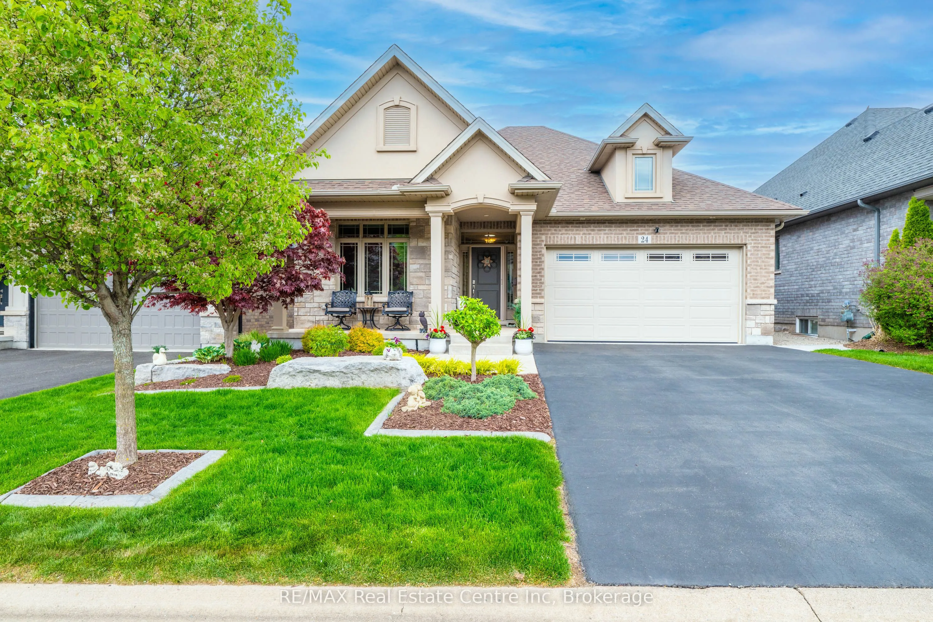 24 Kintyre Trail, ON L3B 0B6
