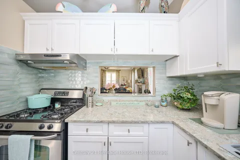 19 Bardol Avenue, ON L2A 6R4
