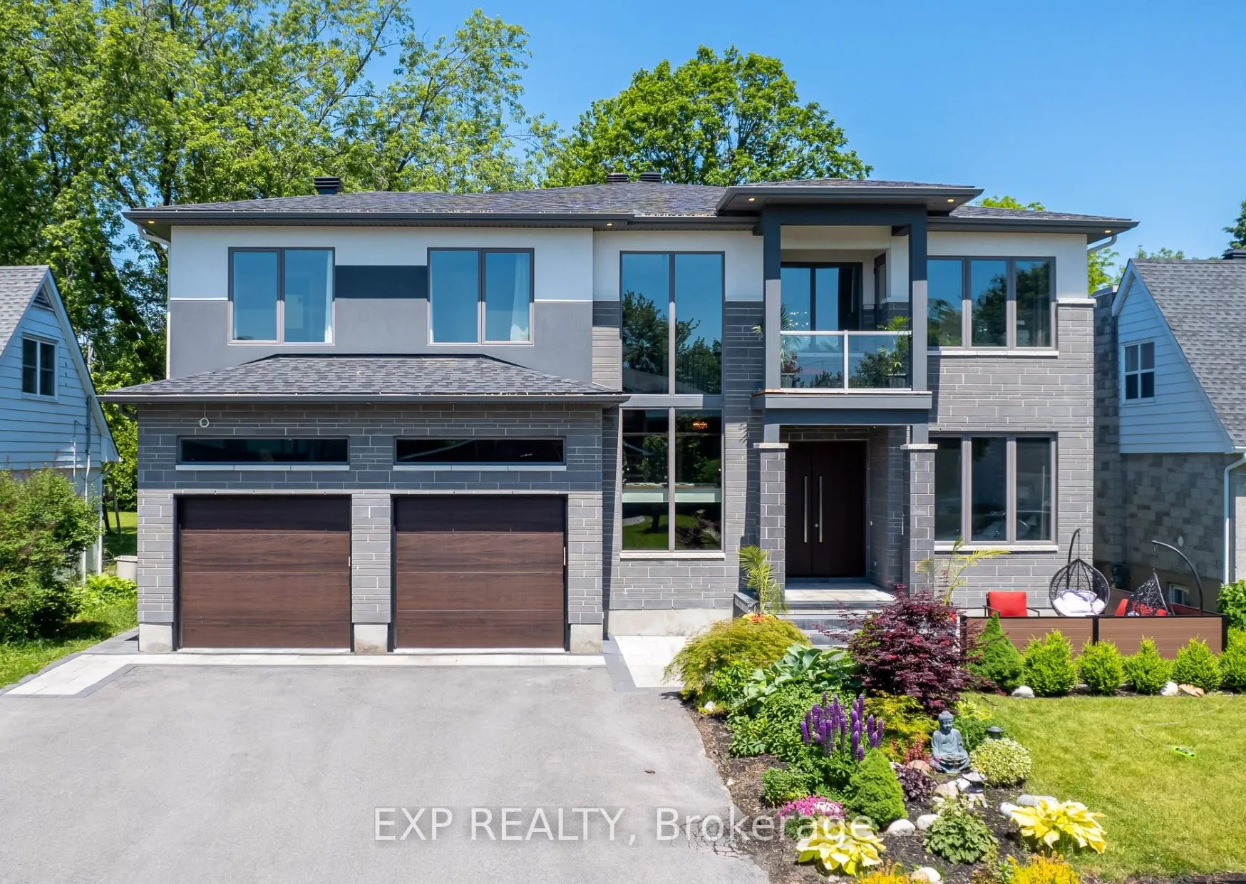 7 PHILLIP Drive, ON K2E 6R6