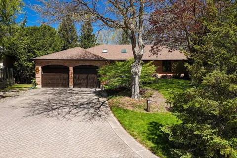258 Windermere Court, ON N6G 4L4