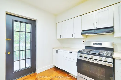 23 Lansdowne Street, ON P1H 1W1