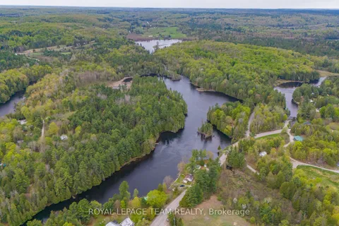 3957 Elphin-Maberly Road, ON K0H 2C0