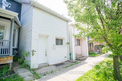 53.5-55 Duke Street, ON N3T 3T8