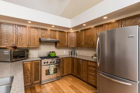 223 Willow Creek Circle, ON K2G 7B1