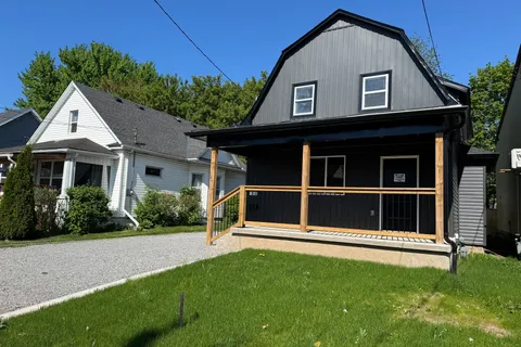 5840 Glenholme Avenue, Niagara Falls, ON L2G 4Y5