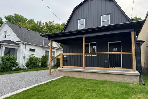 5840 Glenholme Avenue, Niagara Falls, ON L2G 4Y5