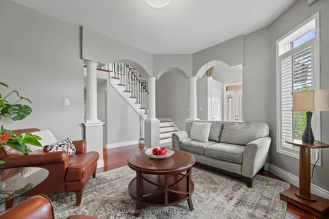 227 Valmont Court, ON L9G 5A1
